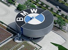 BMW_museum_oben.jpg